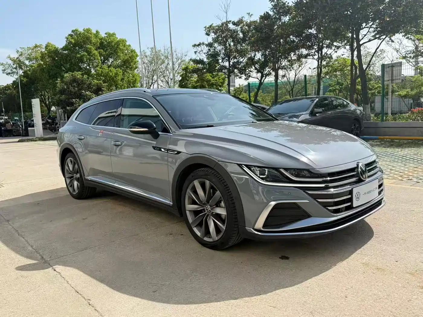 Volkswagen FAW-Volkswagen CC 2021 Shooting Brake 380TSI Hunter Heart Edition фото 3