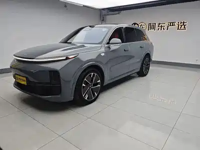 Li Auto L8