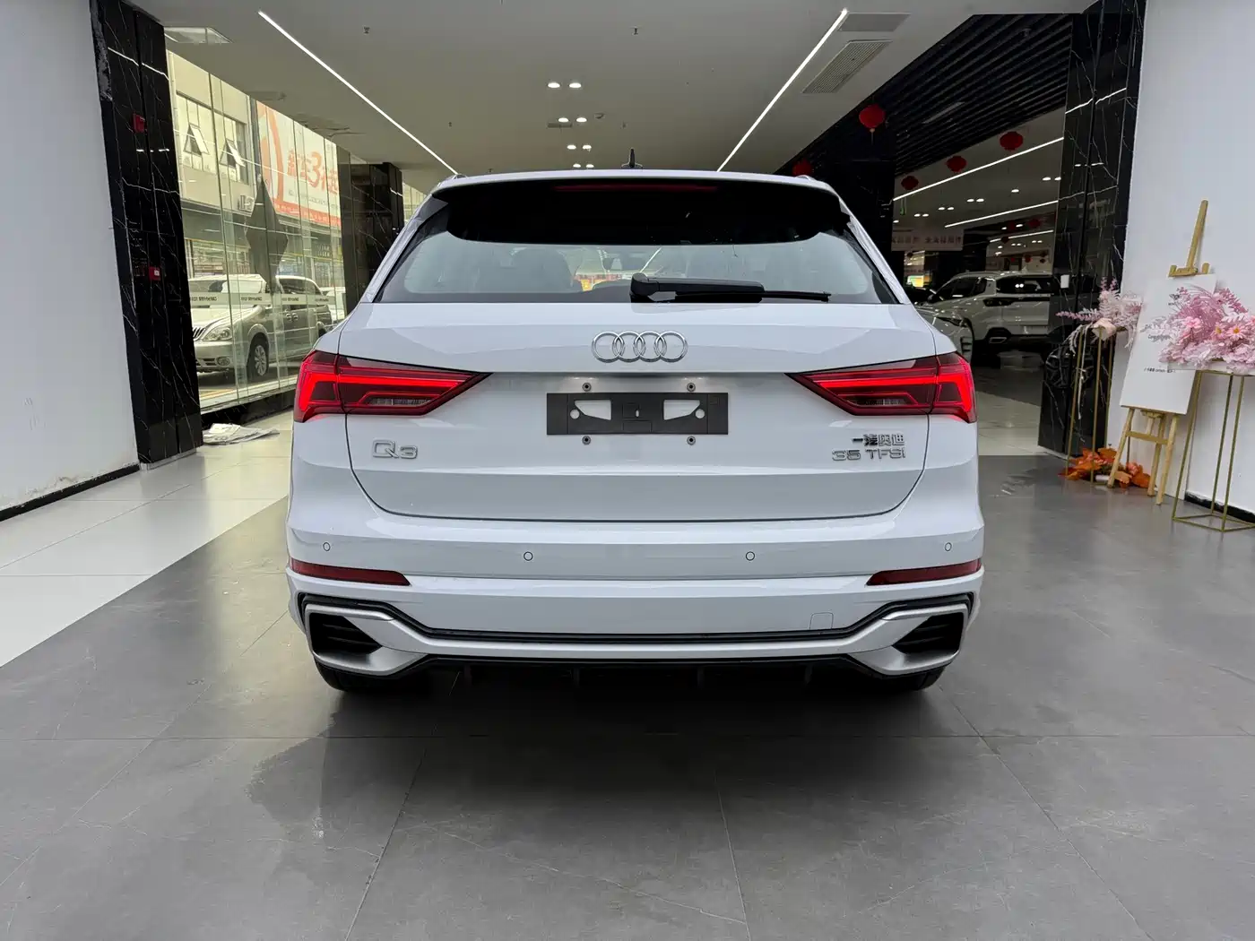 Audi Q3 2026 2024 35 TFSI Progressive Sport