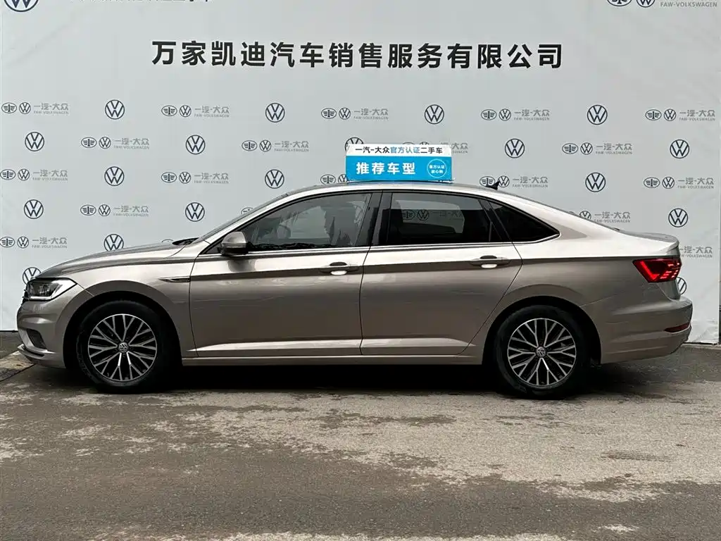 Volkswagen Sagitar 2021 280TSI DSG Comfort Smart Connect Edition фото 3