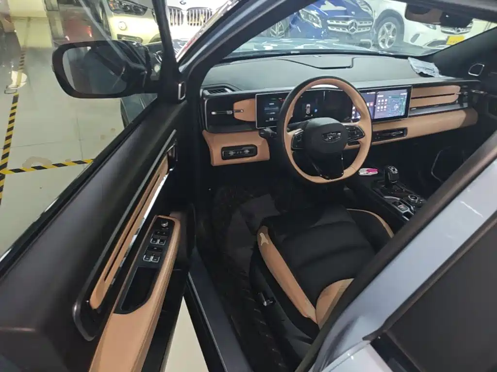 Geely ICON 2023 2023 Model 1.5TD Chocolate Deluxe Edition