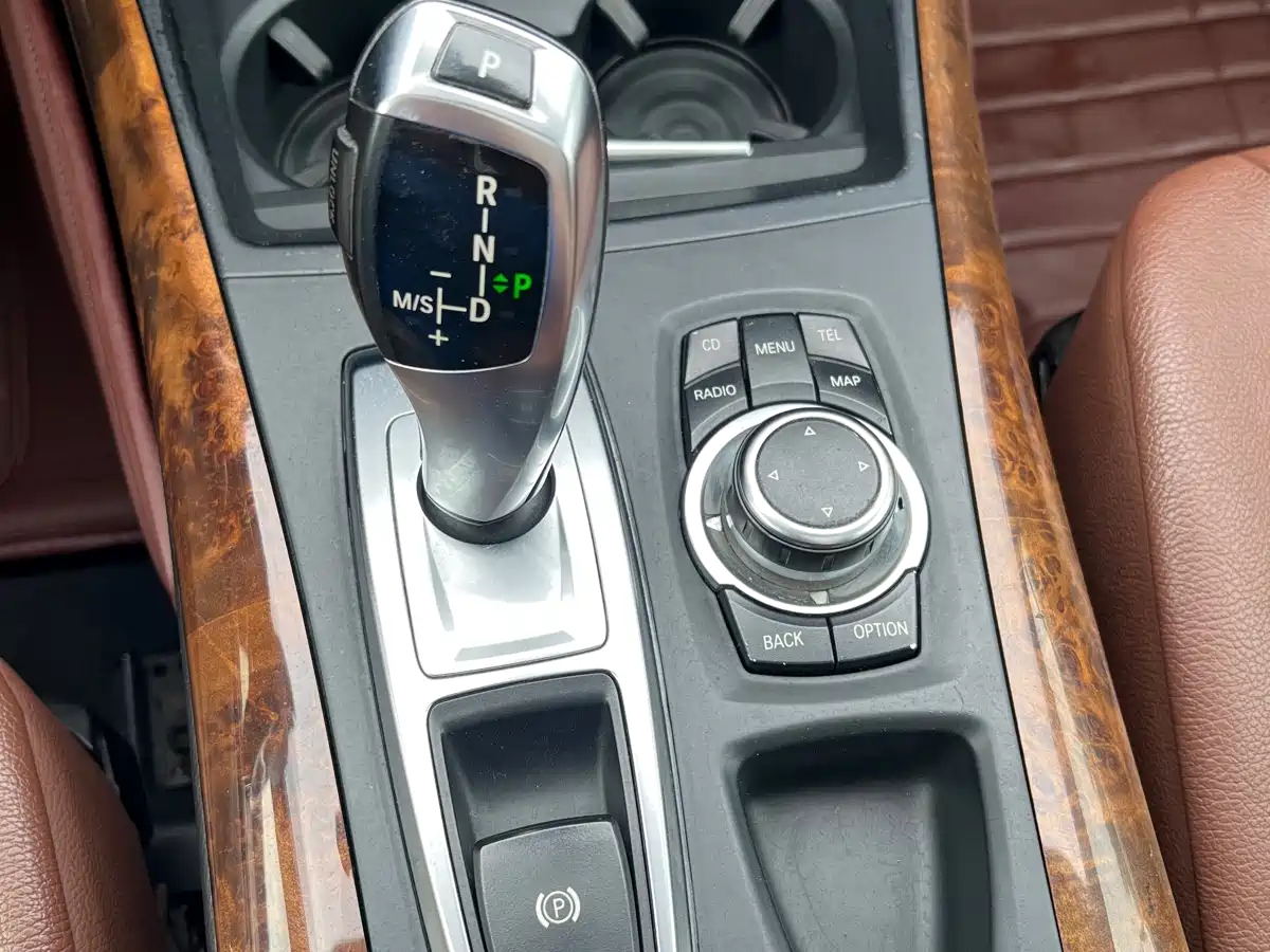 BMW X5 (Import) 2011 xDrive35i Luxury Edition фото 9