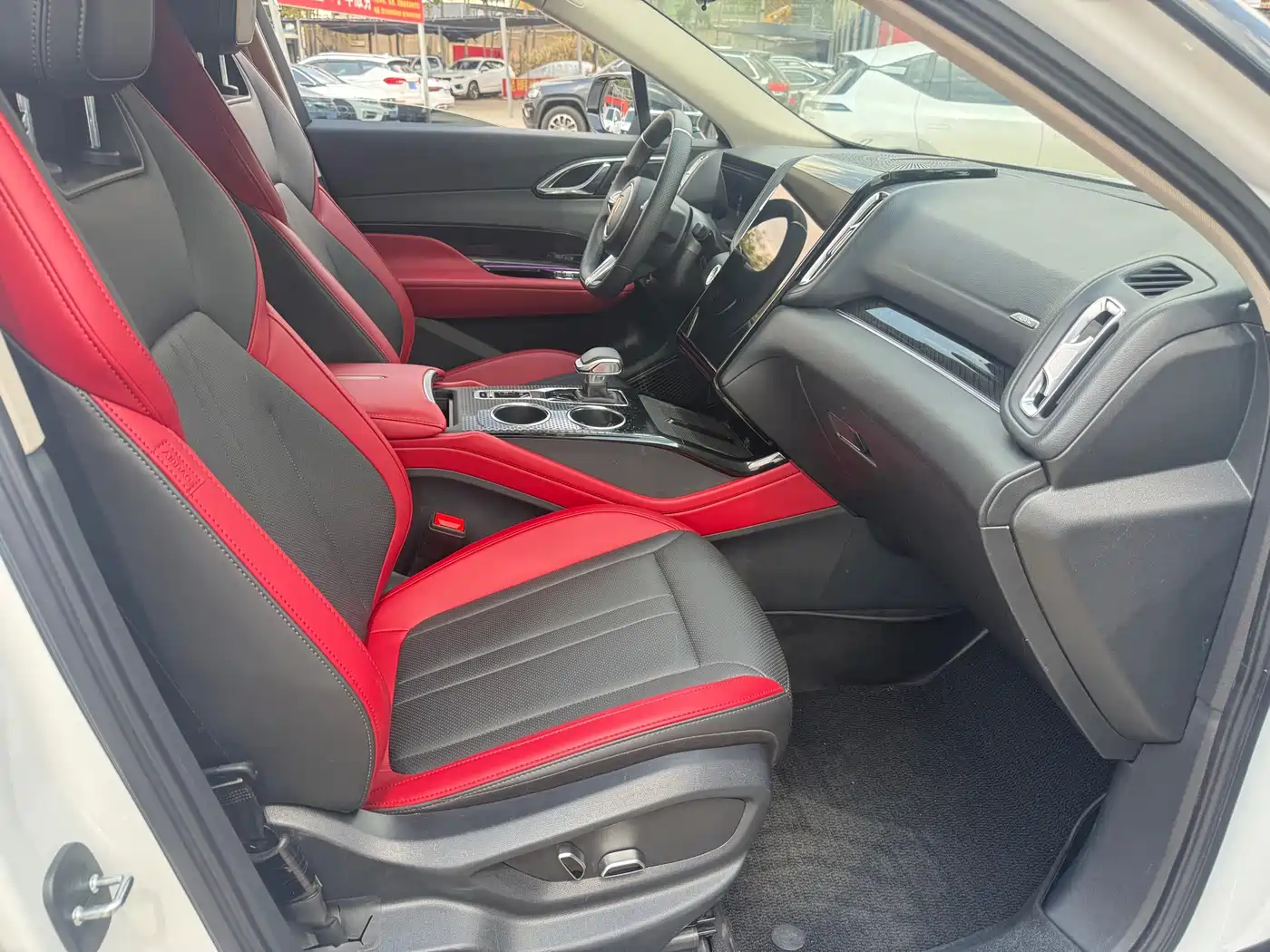 Hongqi HS3 2024 1.5T Brave Edition фото 3