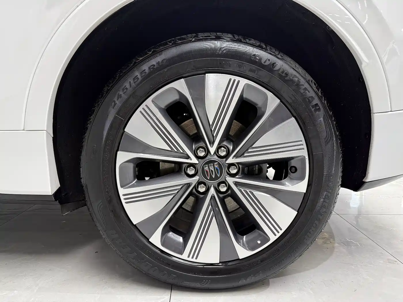 Buick E5 2025 2025 Model 620KM Premium Edition