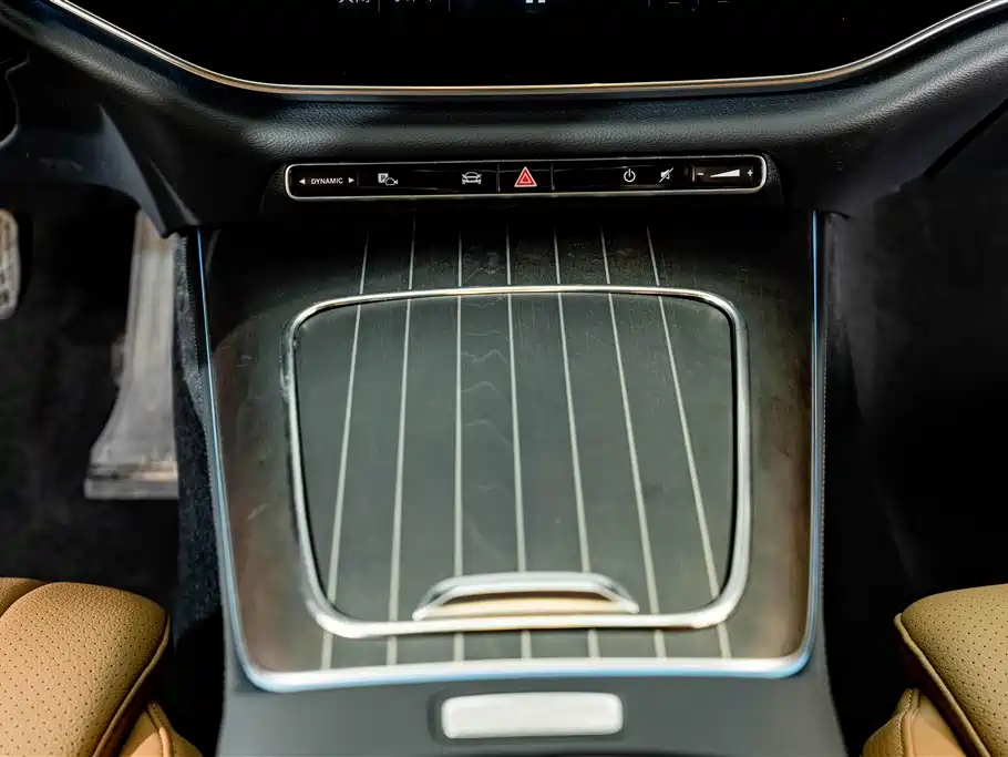 Mercedes-Benz E-Class 2026 2026 E 300 L Luxury