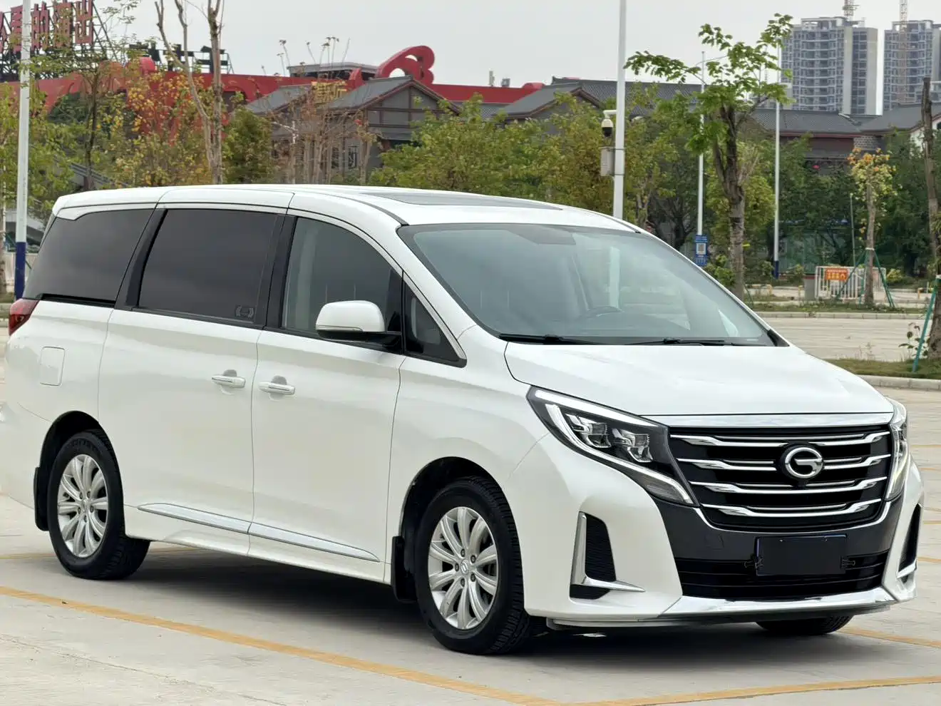 GAC Trumpchi Trumpchi M8 2020 Pilot 390T Premium Edition фото 2