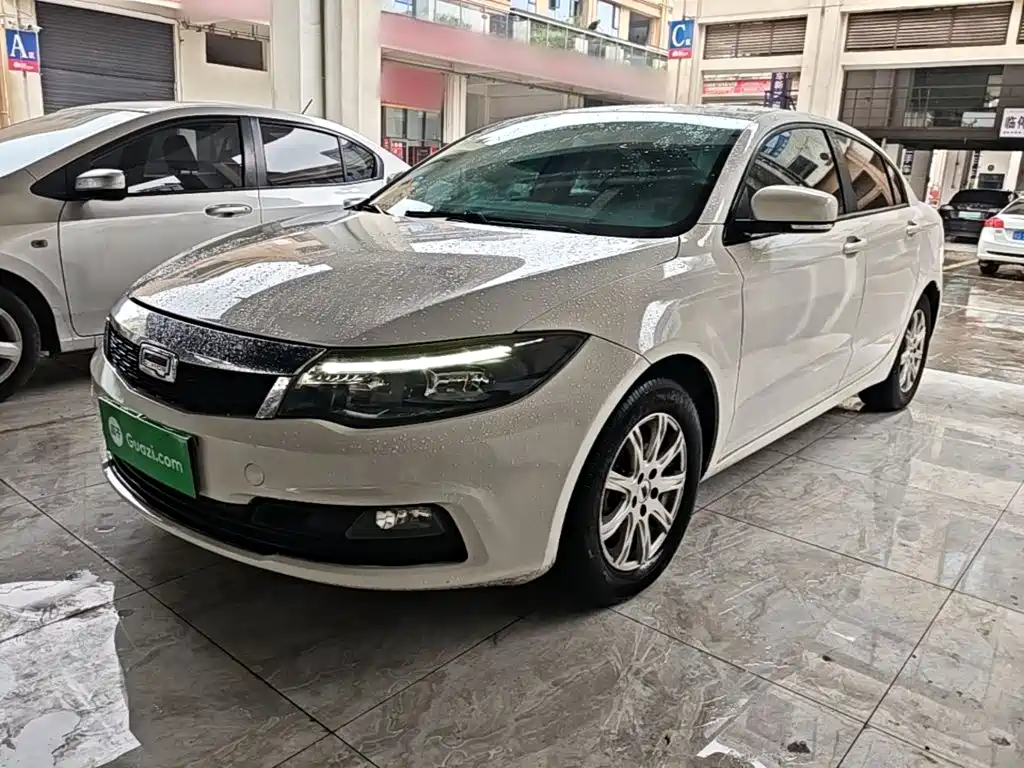 Qoros 3 2019 2018 Sedan 1.6L Auto Leading