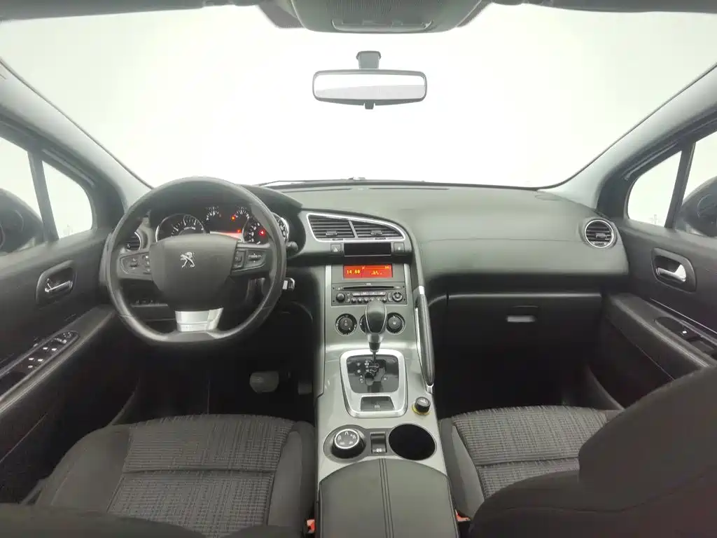 Peugeot 3008 2017 2016 1.6THP Automatic Classic Edition
