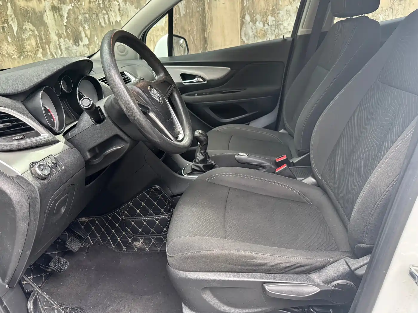 Buick Encore 2014 2014 1.4T Automatic 2WD Urban Elite