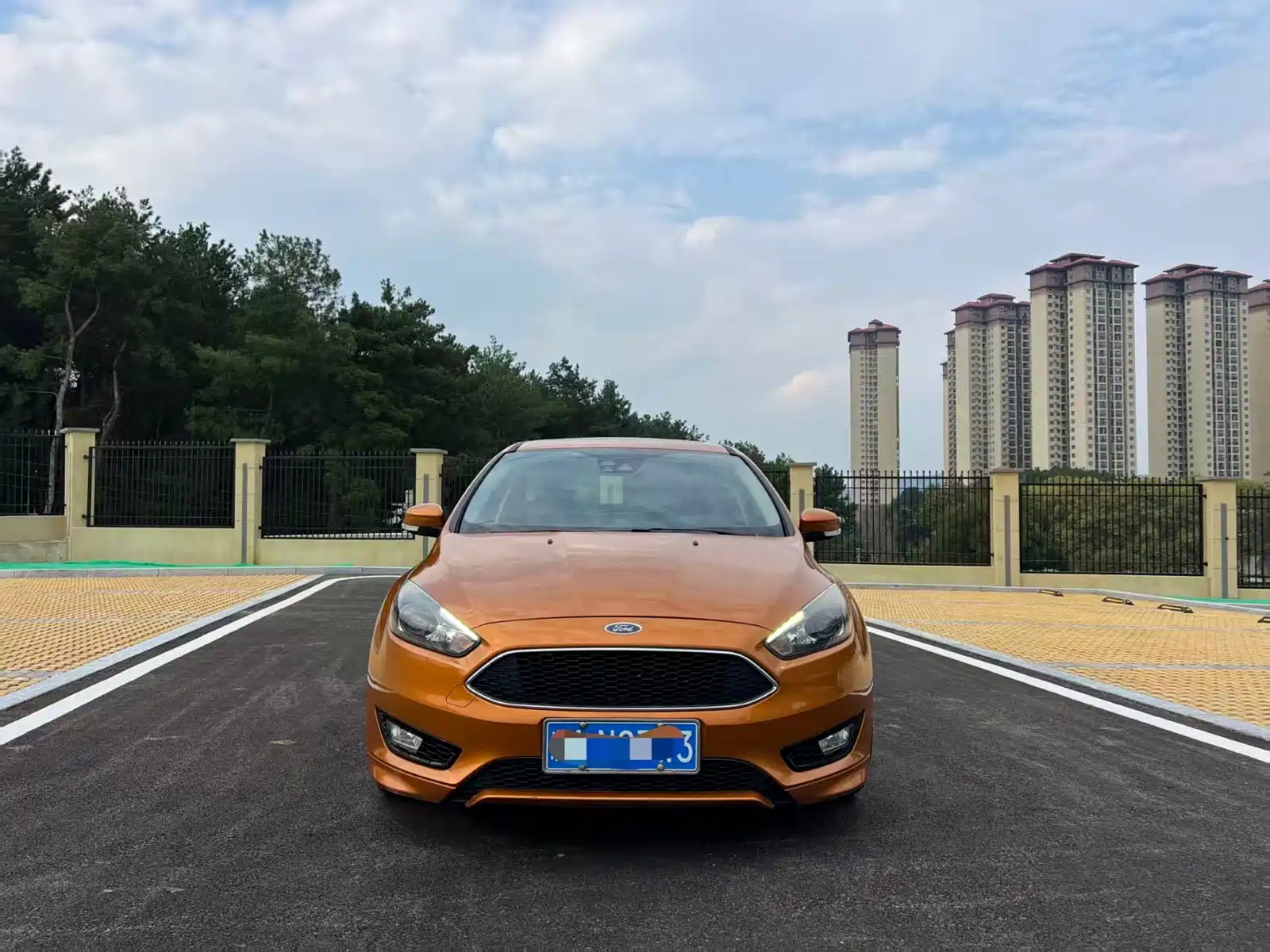 Фото 2 - Ford Focus