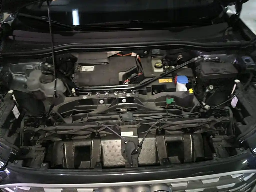 Photo 3 - Audi Q4 e-tron