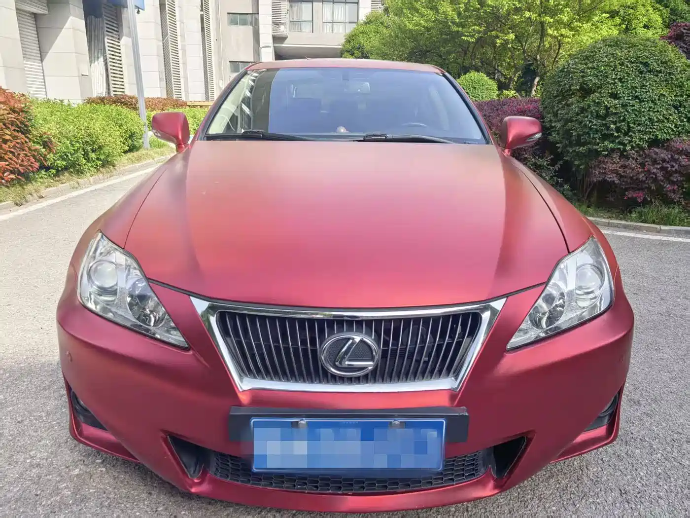 Фото 2 - Lexus IS