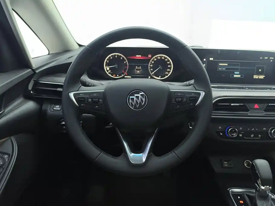 Photo 15 - Buick GL6