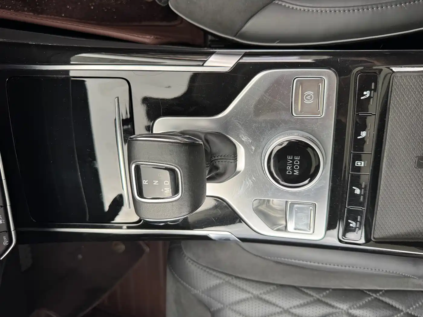 Hongqi HS5 2019 2.0T Smart Connect Enjoy 4WD Edition фото 13