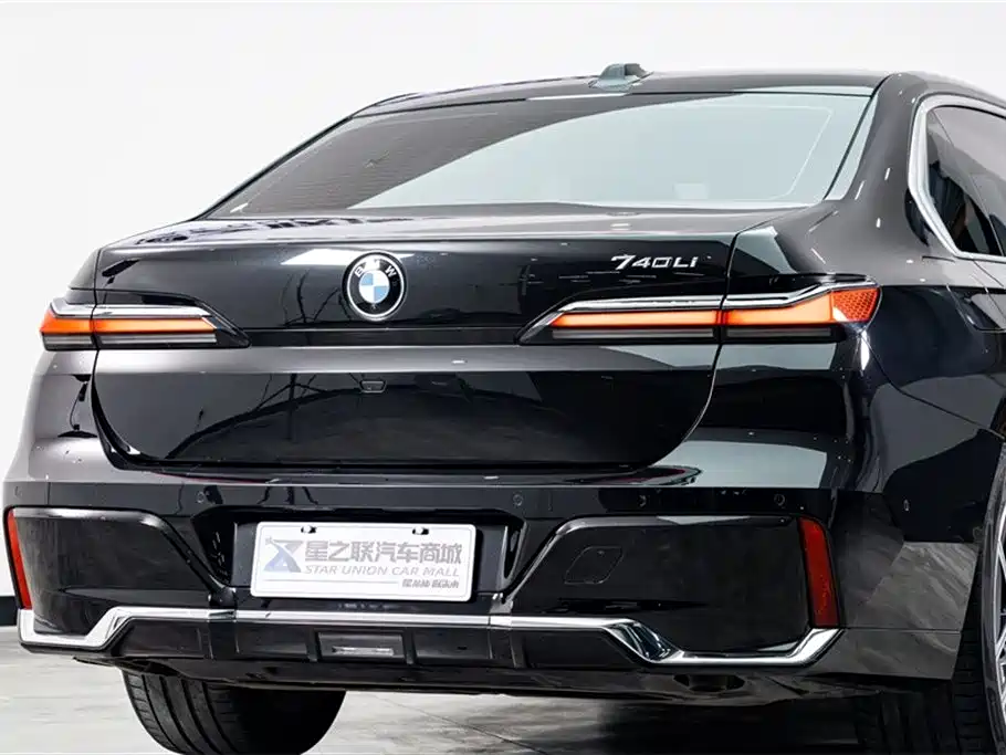 BMW 7 Series 2023 Model 735Li M Sport Package фото 7