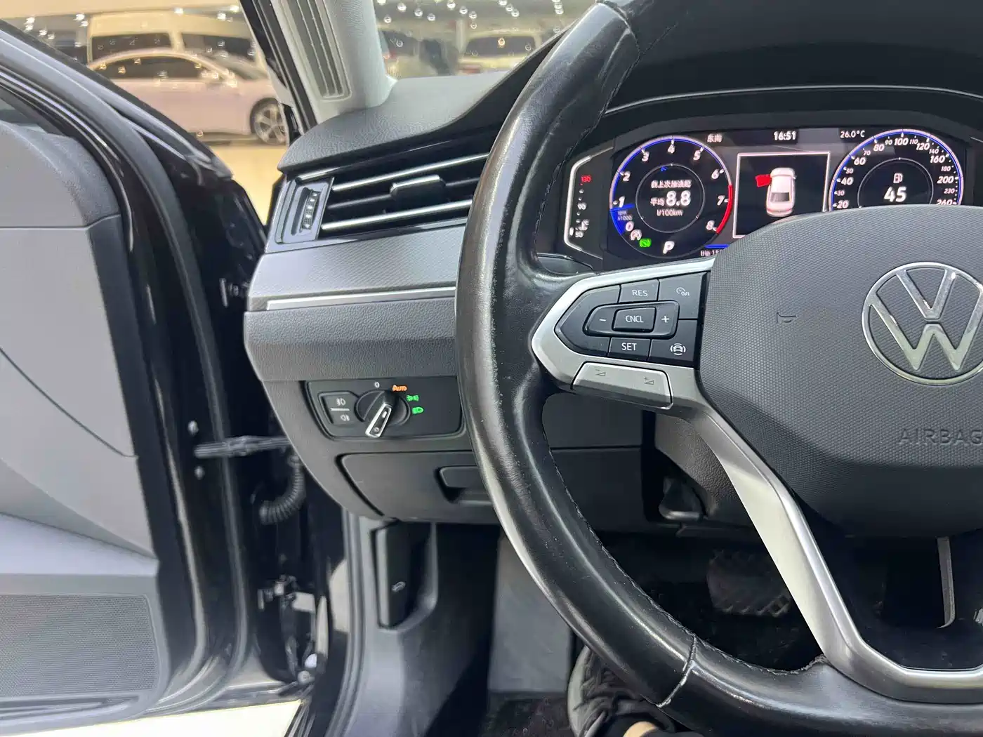 Volkswagen Magotan 2020 330TSI DSG Leading фото 10
