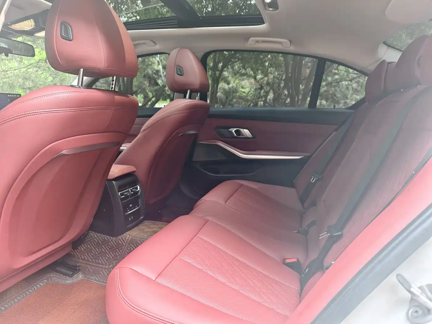 BMW 3 Series 2023 325Li M Sport Package фото 10