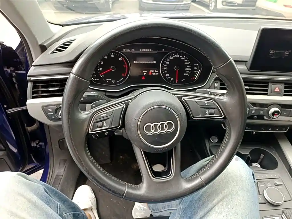 Audi A4L 2017 Plus 40 TFSI Progressive фото 11