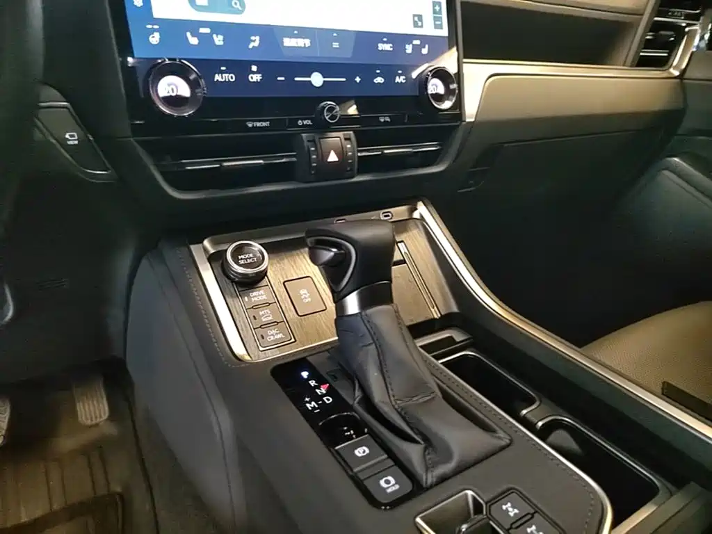 Lexus GX 2024 2024 OVERTRAIL Summit Edition