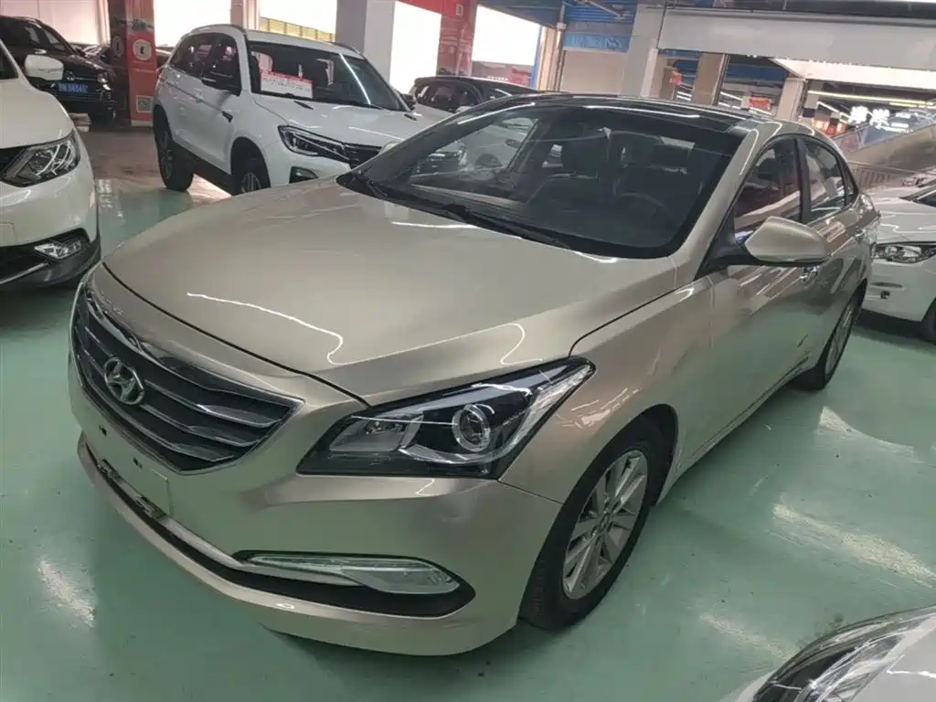 Hyundai Mistra 2014 1.8L Auto Smart GLS