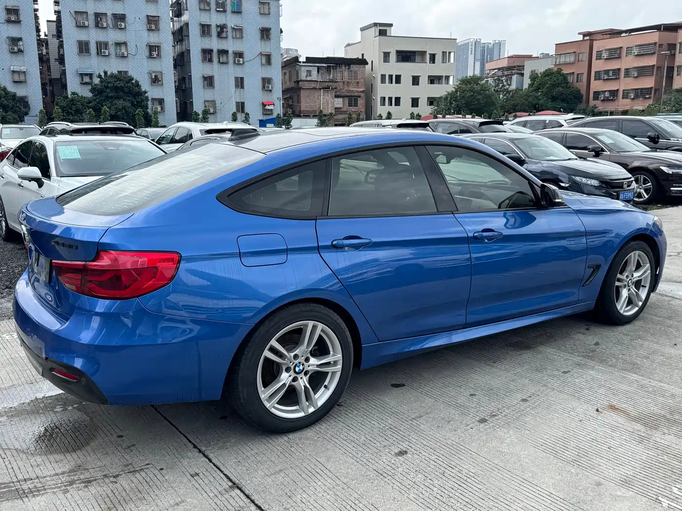 BMW 3 Series GT 2016 320i Fashion Style фото 5