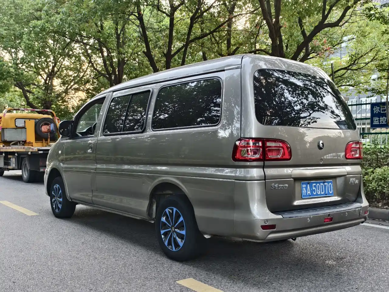 Фото 7 - Dongfeng Fengxing Lingzhi