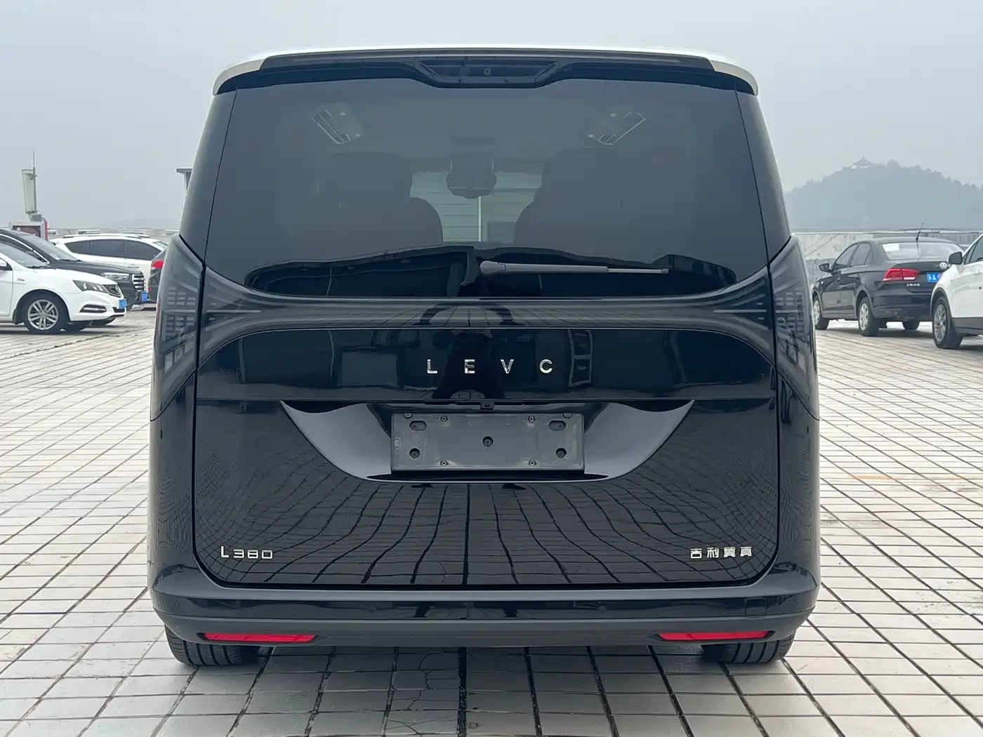 GEELY GALAXY WING TRUE L380