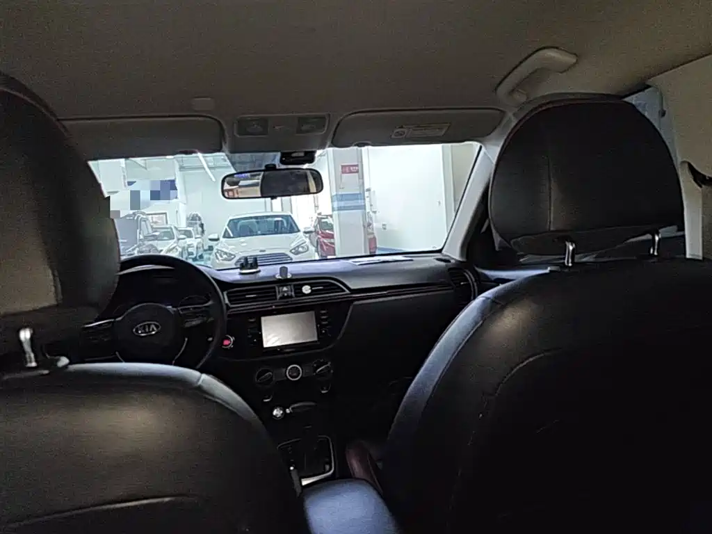 Kia KX CROSS 2018 2017 1.4L AT GLS