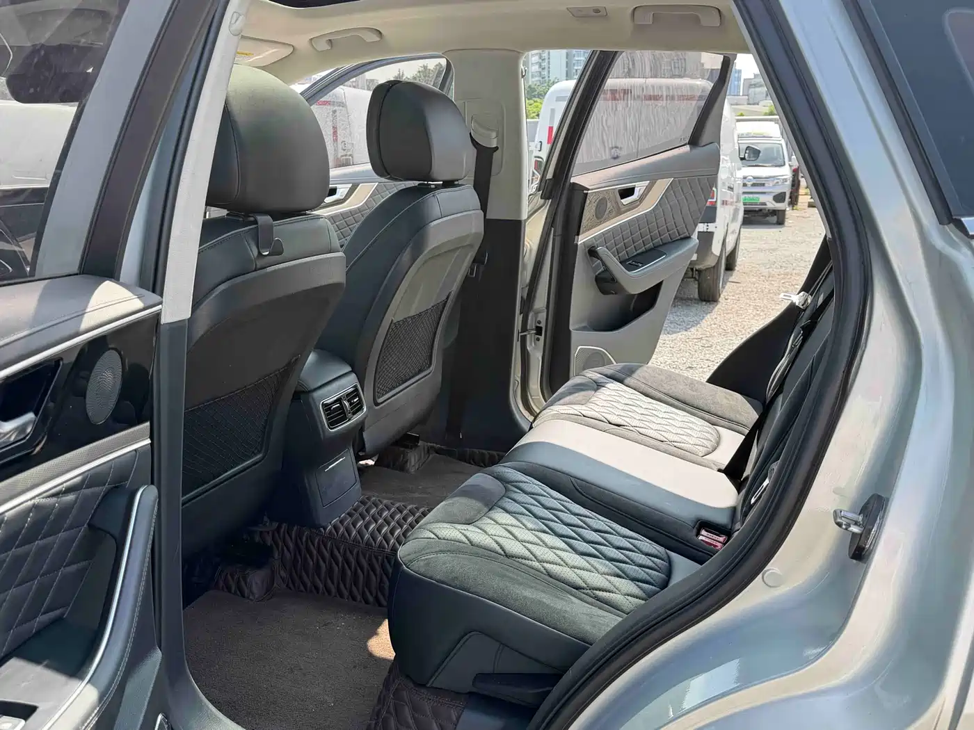 Hongqi HS5 2019 2.0T Smart Connect Enjoy Edition фото 13