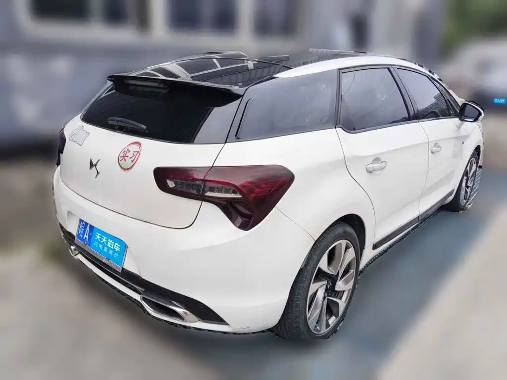DS 5 2014 2013 1.6T Premium Edition THP200