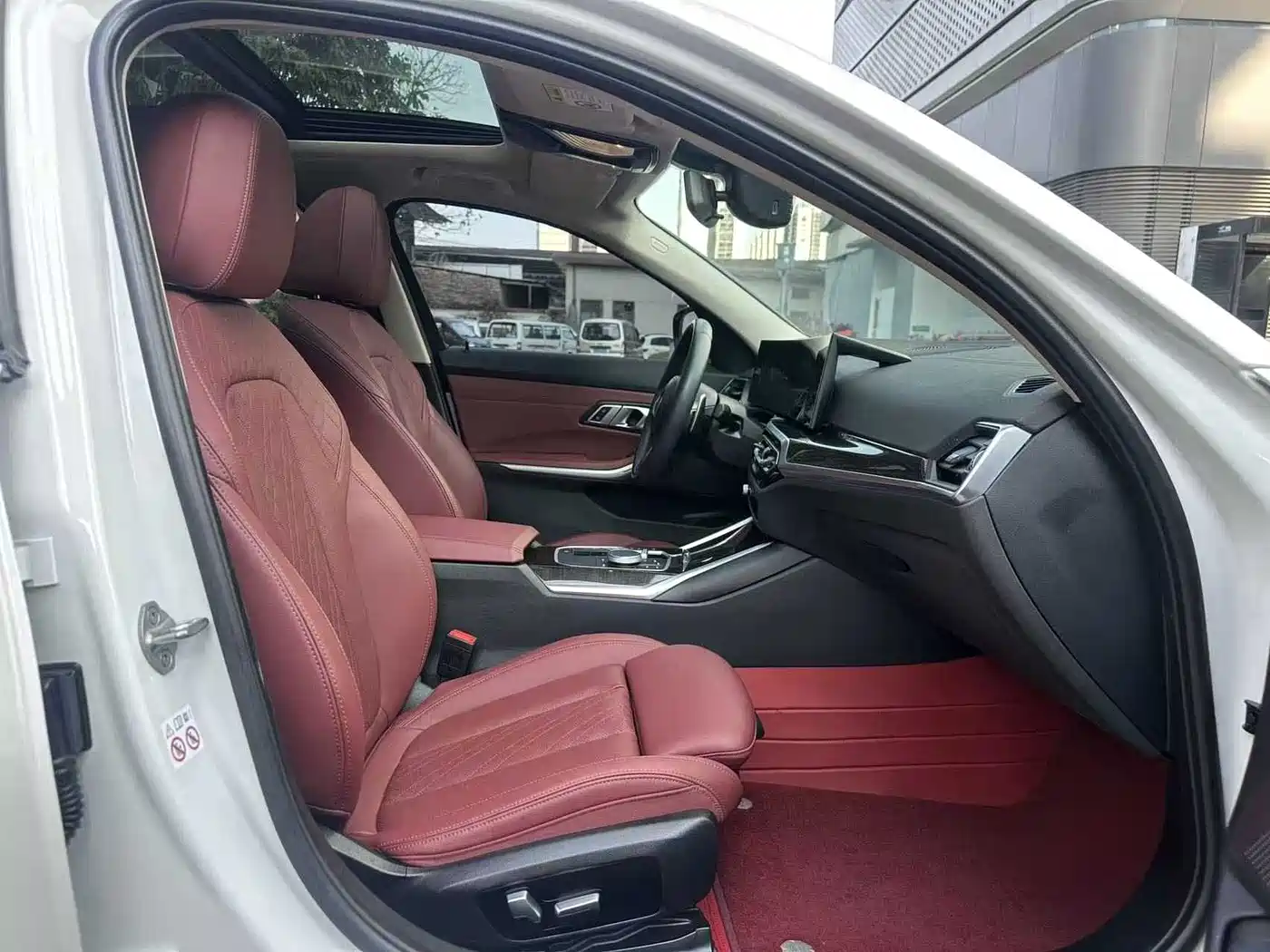 BMW 3 Series 2023 325Li M Sport Package фото 13