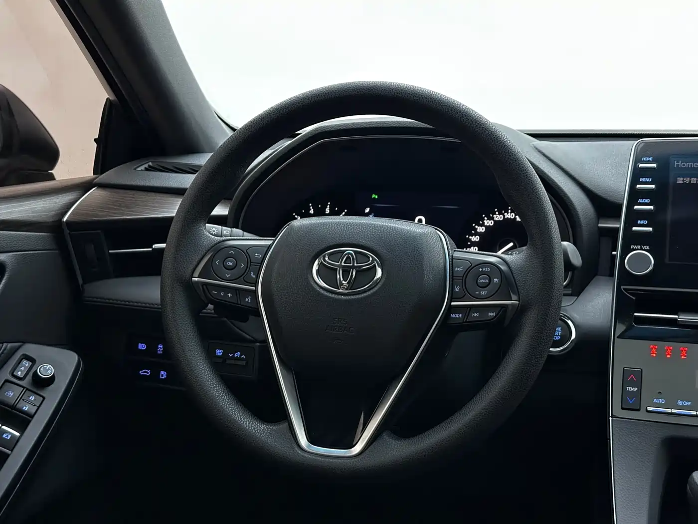 Toyota Avalon 2019 2.5L Progressive Edition China V фото 18