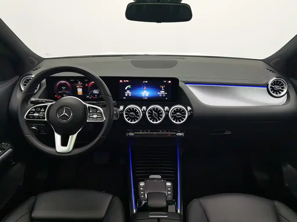 Mercedes-Benz GLA, миниатюра 5