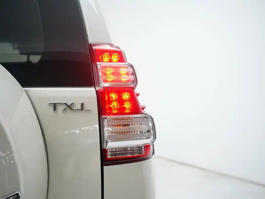 Toyota Prado (Import) 2016