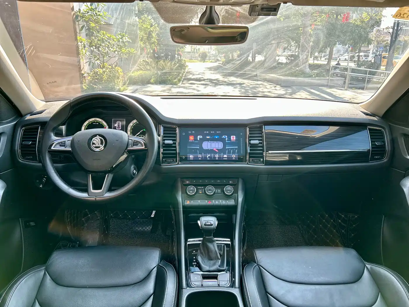 Škoda Kodiaq 2018 TSI330 7-seat FWD Luxury Premium фото 9