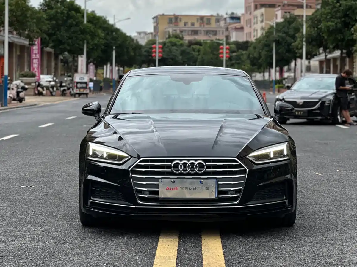 Audi A5 (Import) 2017 Sportback 45 TFSI Sport фото 3