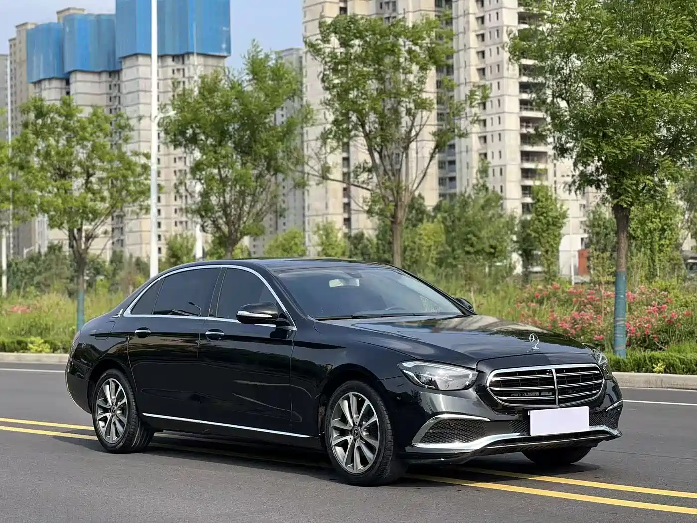 Mercedes-Benz E-Class 2018 Facelift E 200 L фото 3