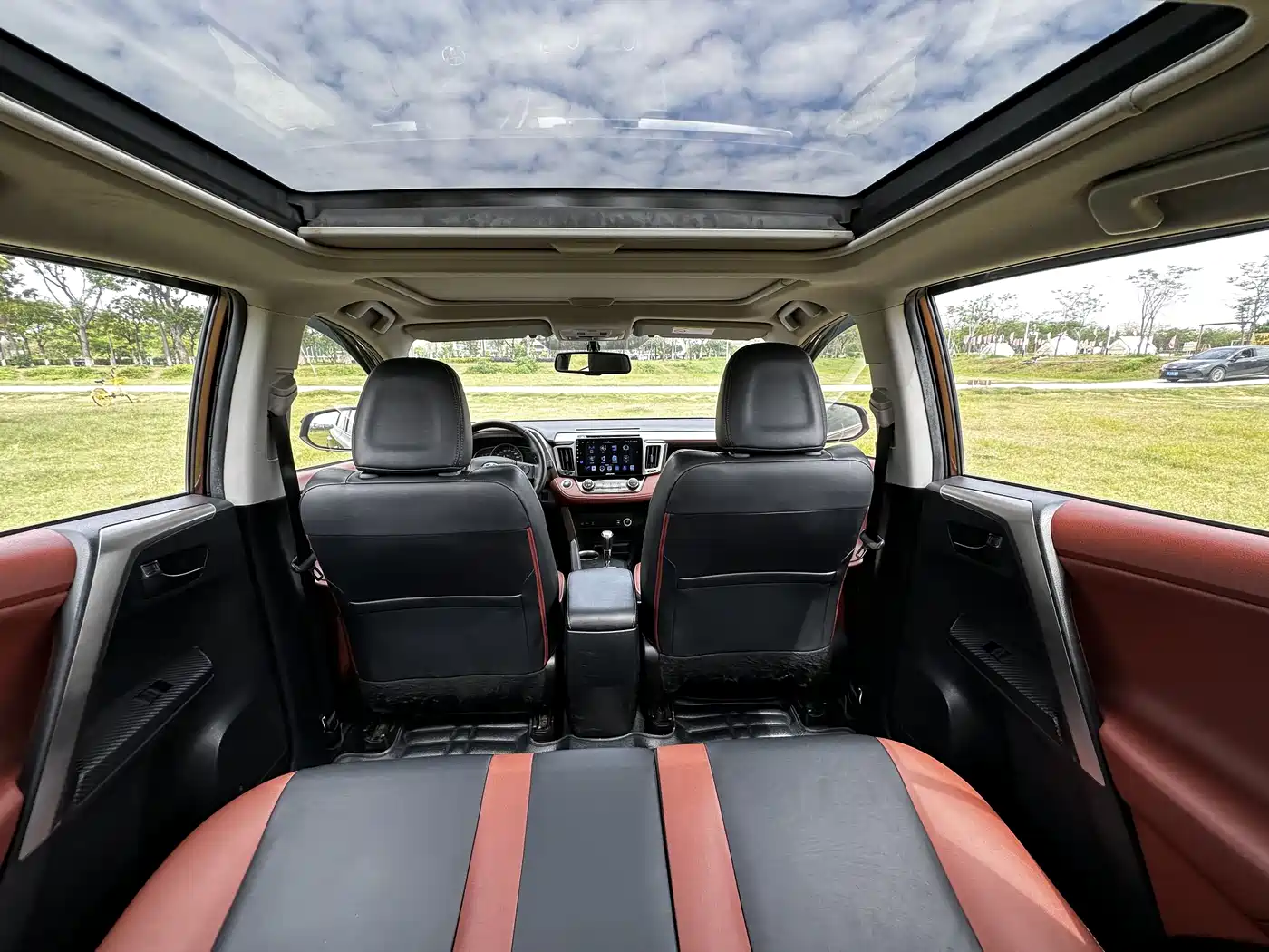 Toyota RAV4 Rongfang 2013 2.5L Auto 4WD Elite фото 15