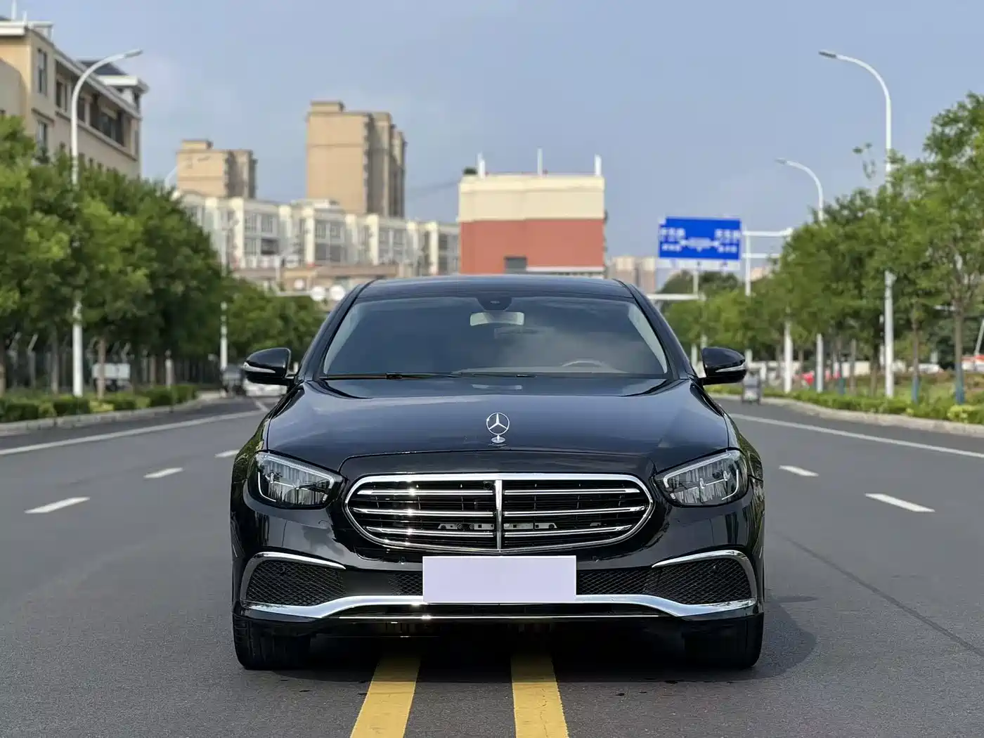 Mercedes-Benz E-Class 2018 Facelift E 200 L фото 2