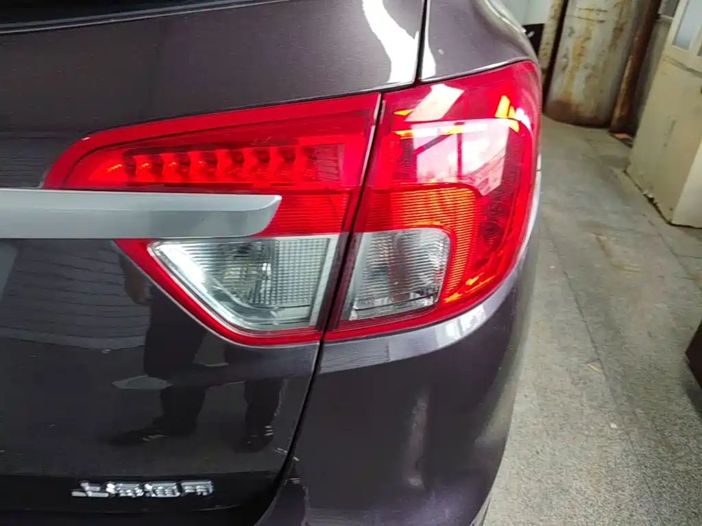 Фото 8 - Buick Envision Plus