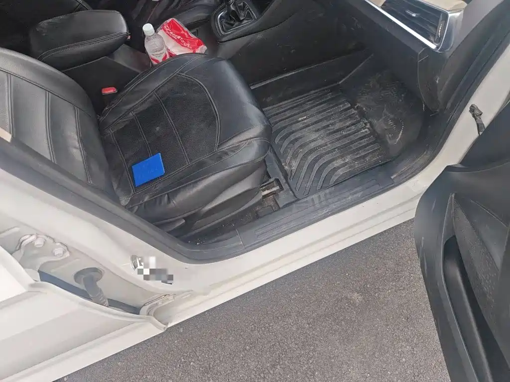 Baojun 360 2018 2018 1.5L Manual Luxury Model China V