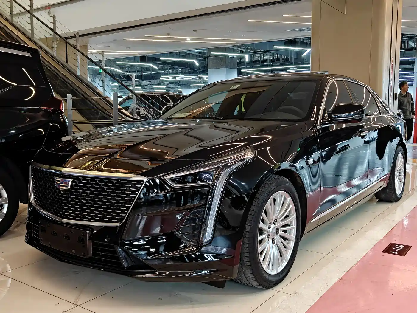 CADILLAC CT6