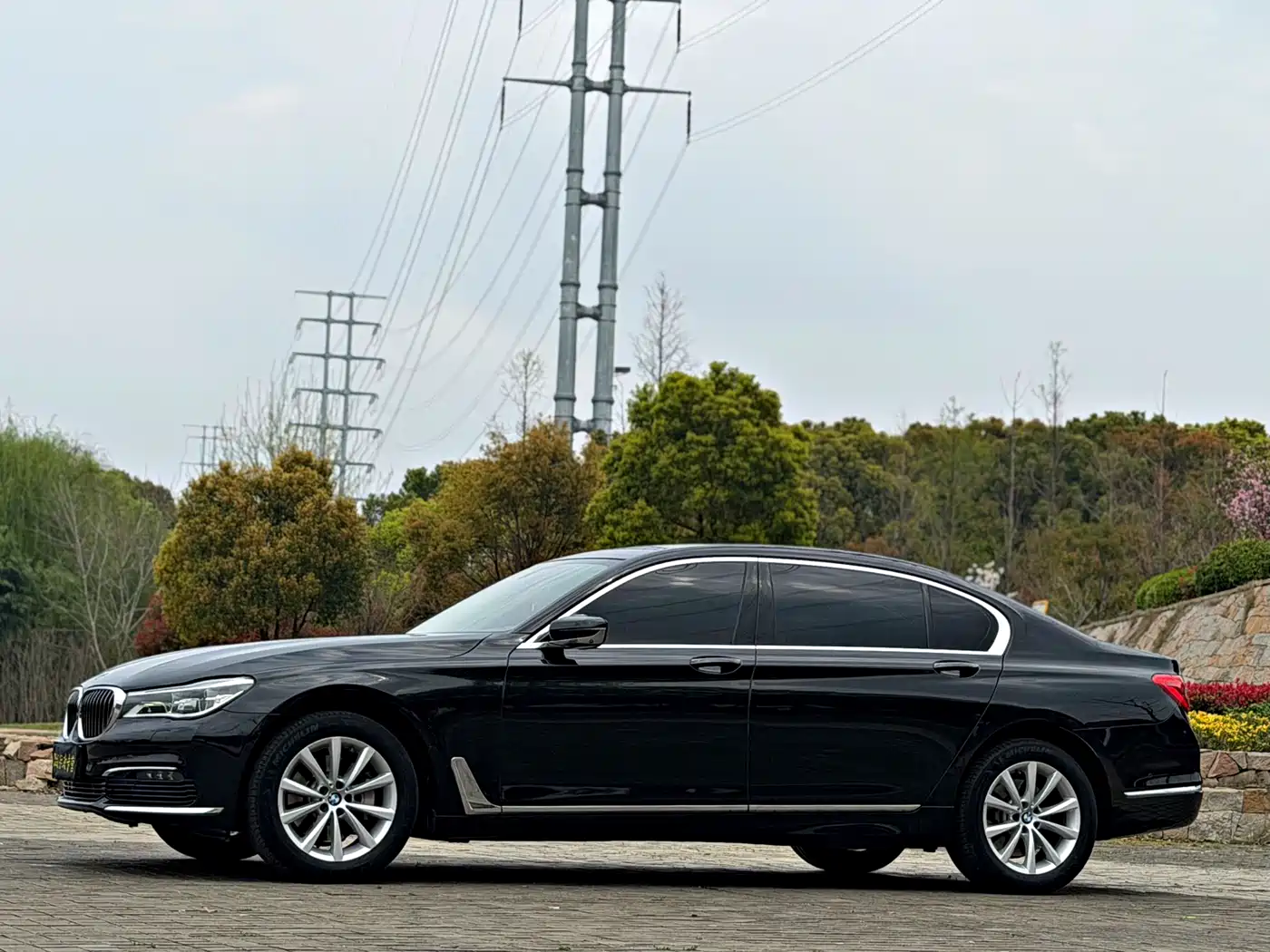 BMW 7 Series 2016 730Li Luxury фото 18