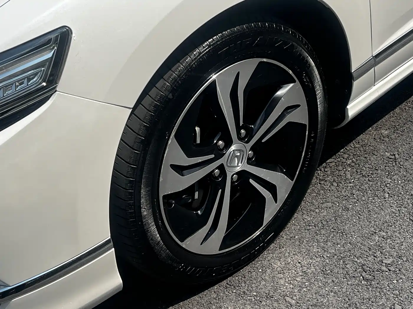 Honda Spirior 2015 2.4L Luxury Edition фото 10