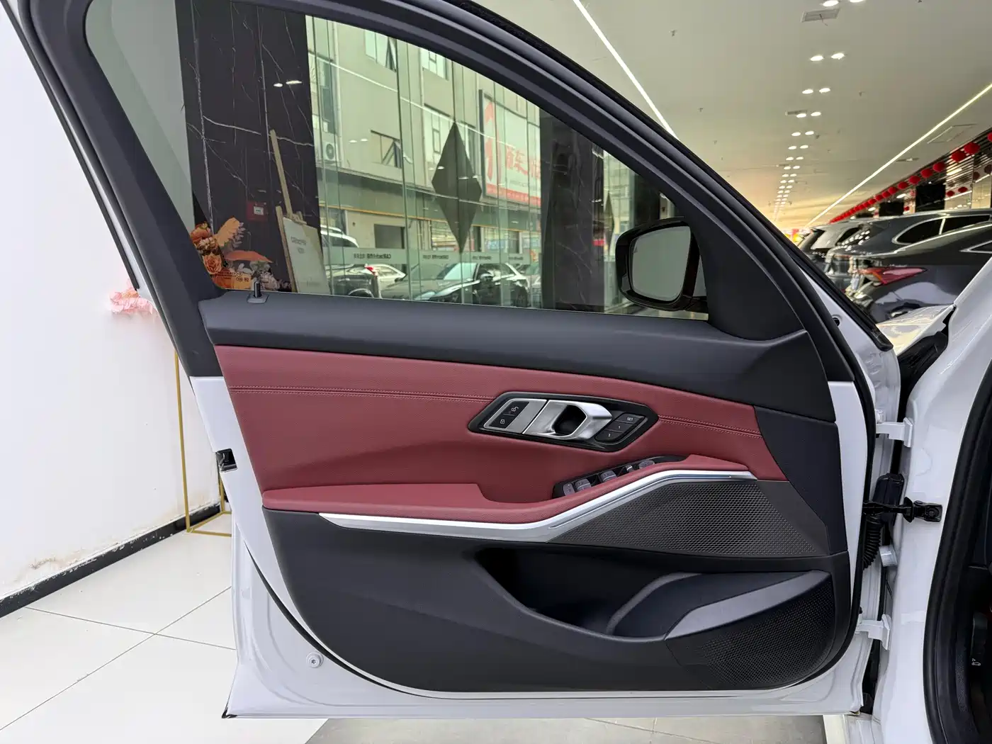 BMW i3 2025 eDrive 35 L фото 9