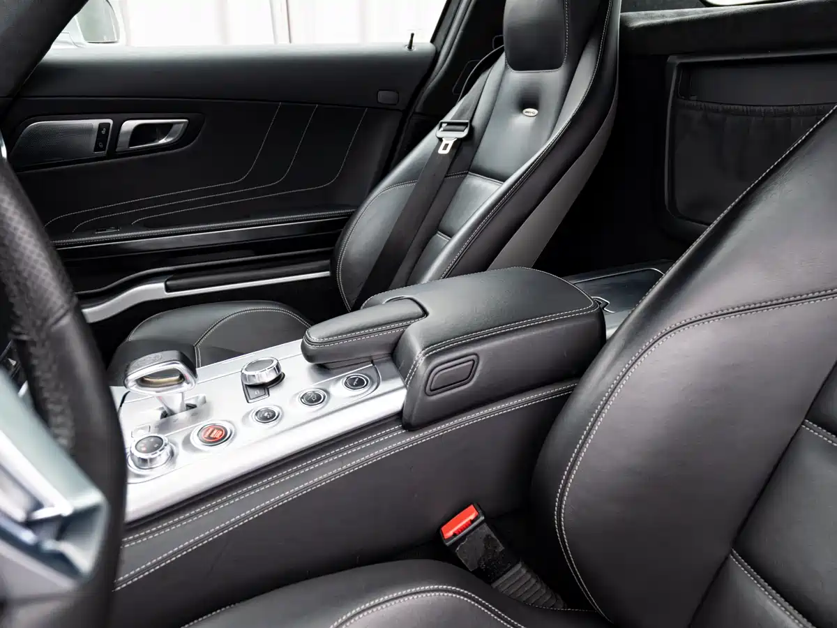 Mercedes-Benz SLS AMG 2013 2011 SLS AMG