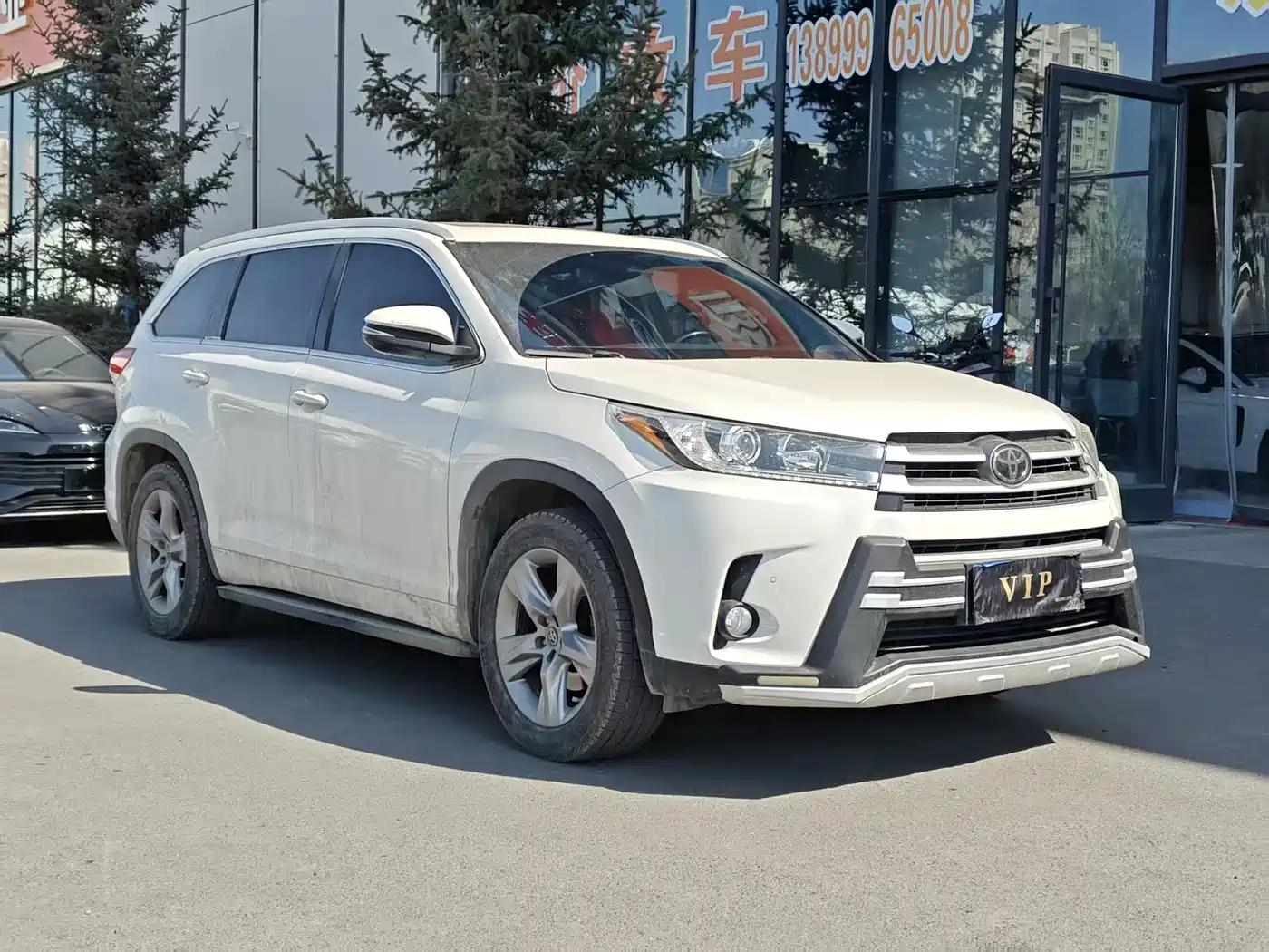 TOYOTA HIGHLANDER
