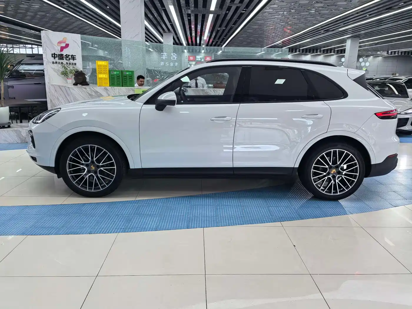 Porsche Cayenne 2023 2023 Cayenne 3.0T Platinum Edition