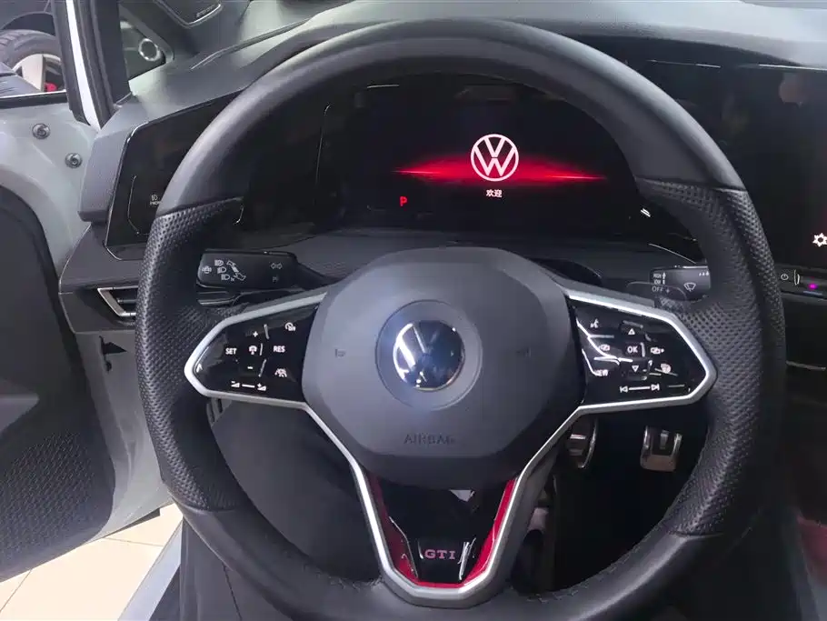 Volkswagen Golf GTI 2023 380TSI DSG GTI фото 15