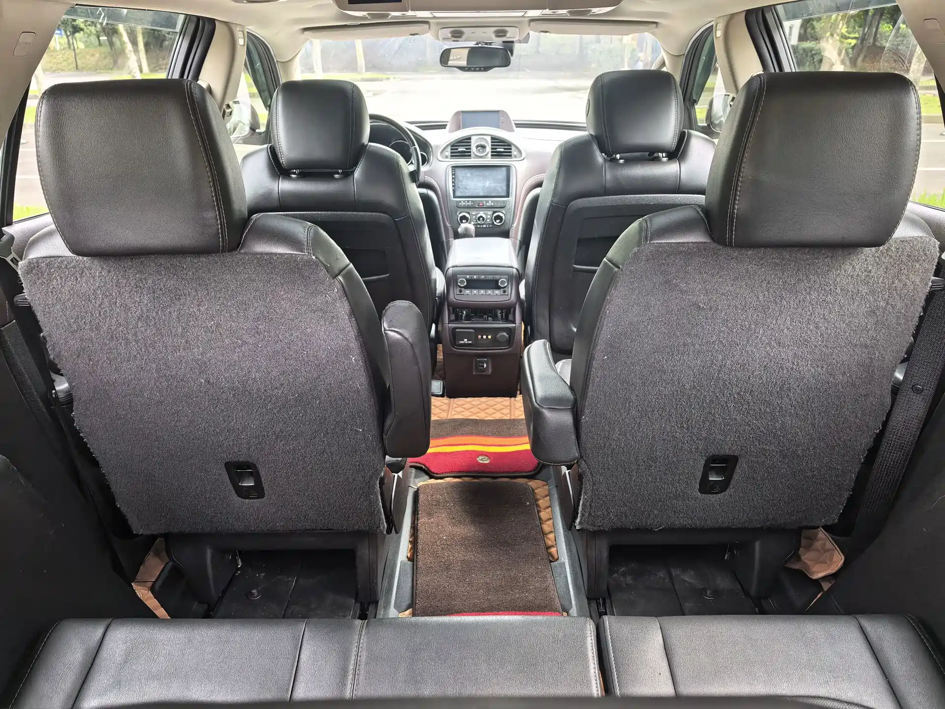 Фото 12 - Buick Enclave